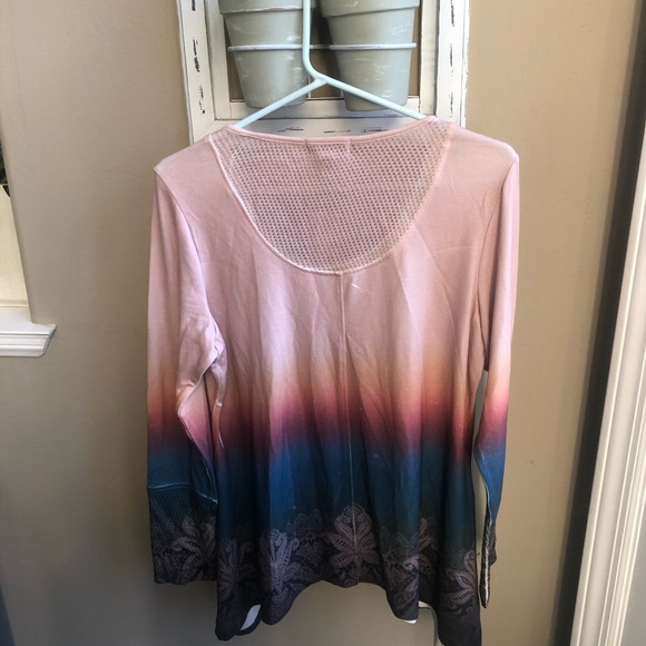 đź”–NEW Live and Let Live flare sweater - Picture 2 of 3